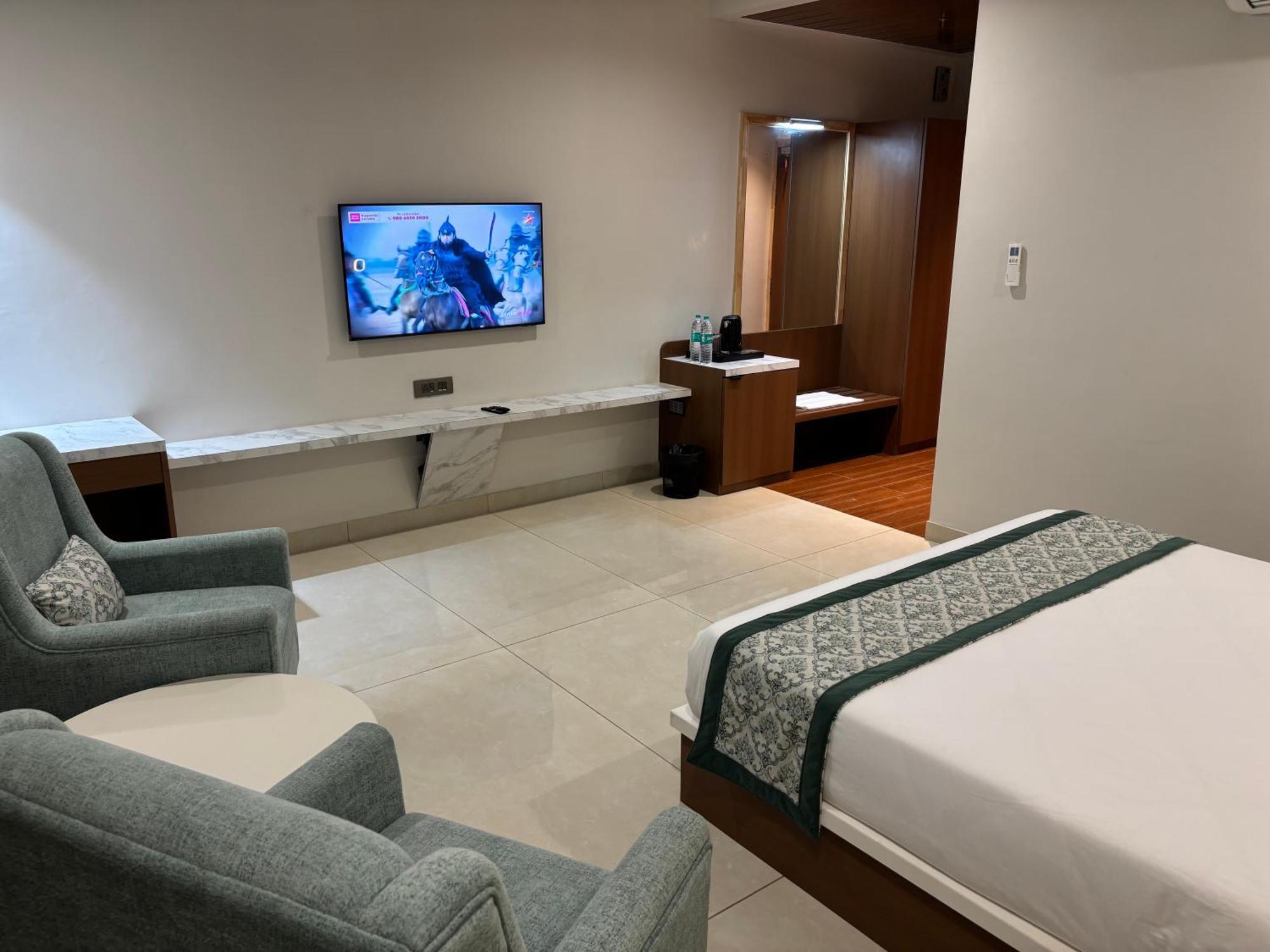 Hotel The Crown Inn Jhunjhunu Dış mekan fotoğraf