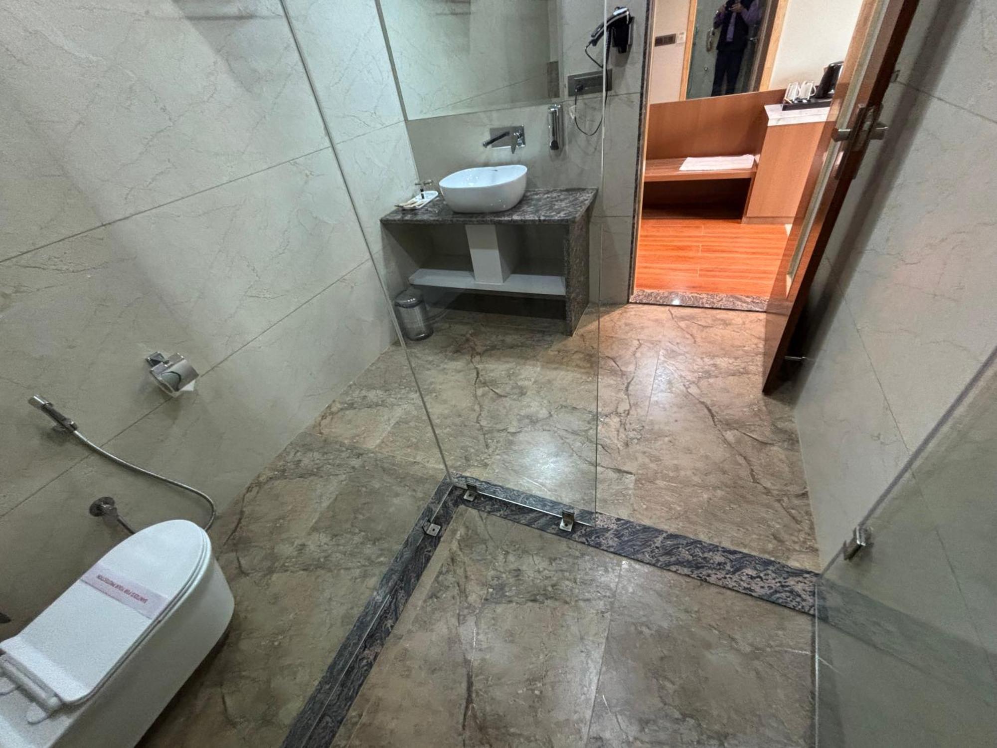 Hotel The Crown Inn Jhunjhunu Dış mekan fotoğraf