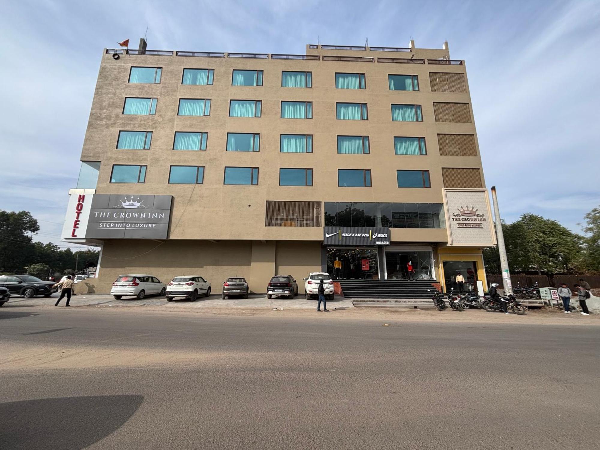 Hotel The Crown Inn Jhunjhunu Dış mekan fotoğraf