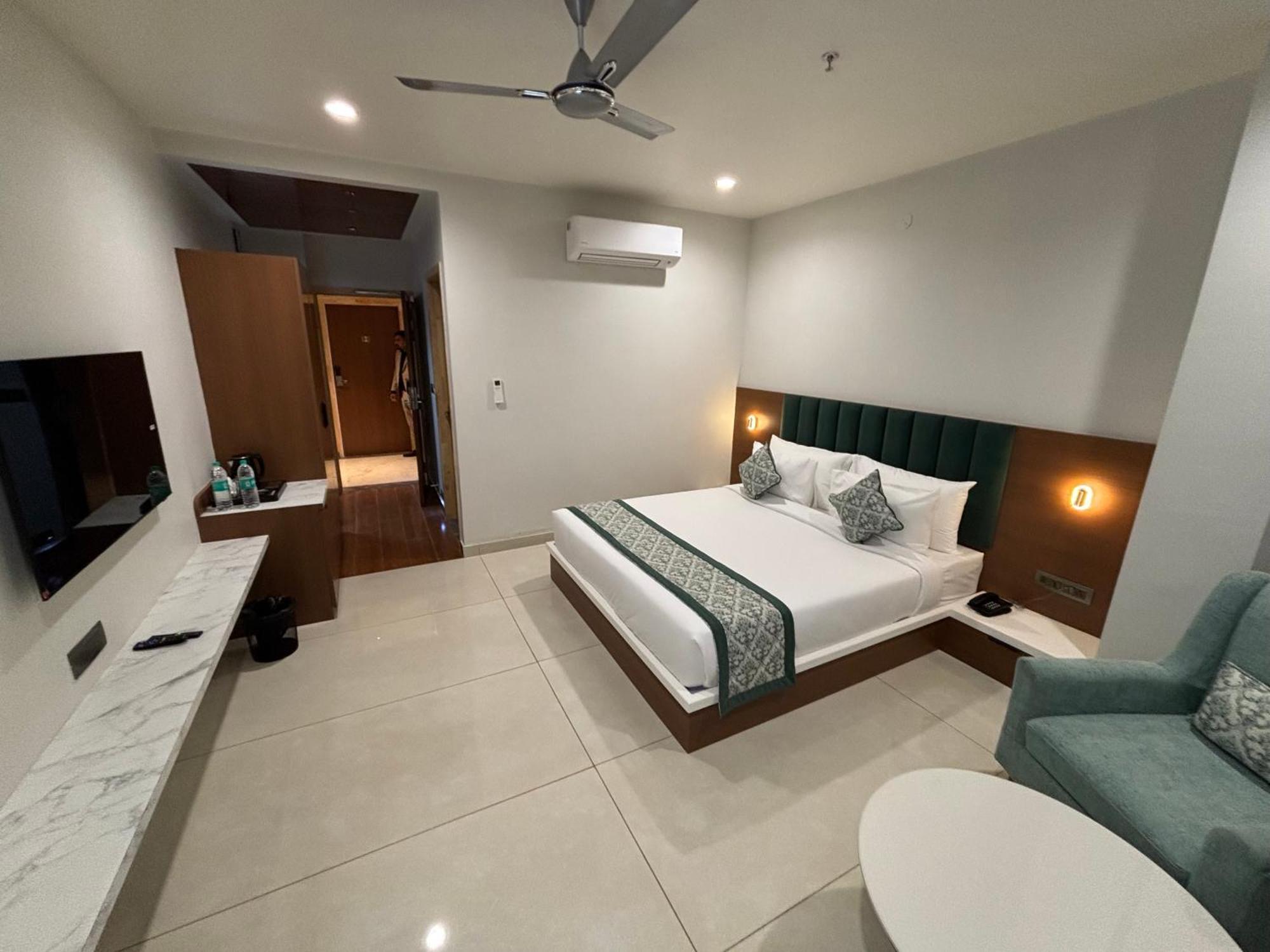 Hotel The Crown Inn Jhunjhunu Dış mekan fotoğraf