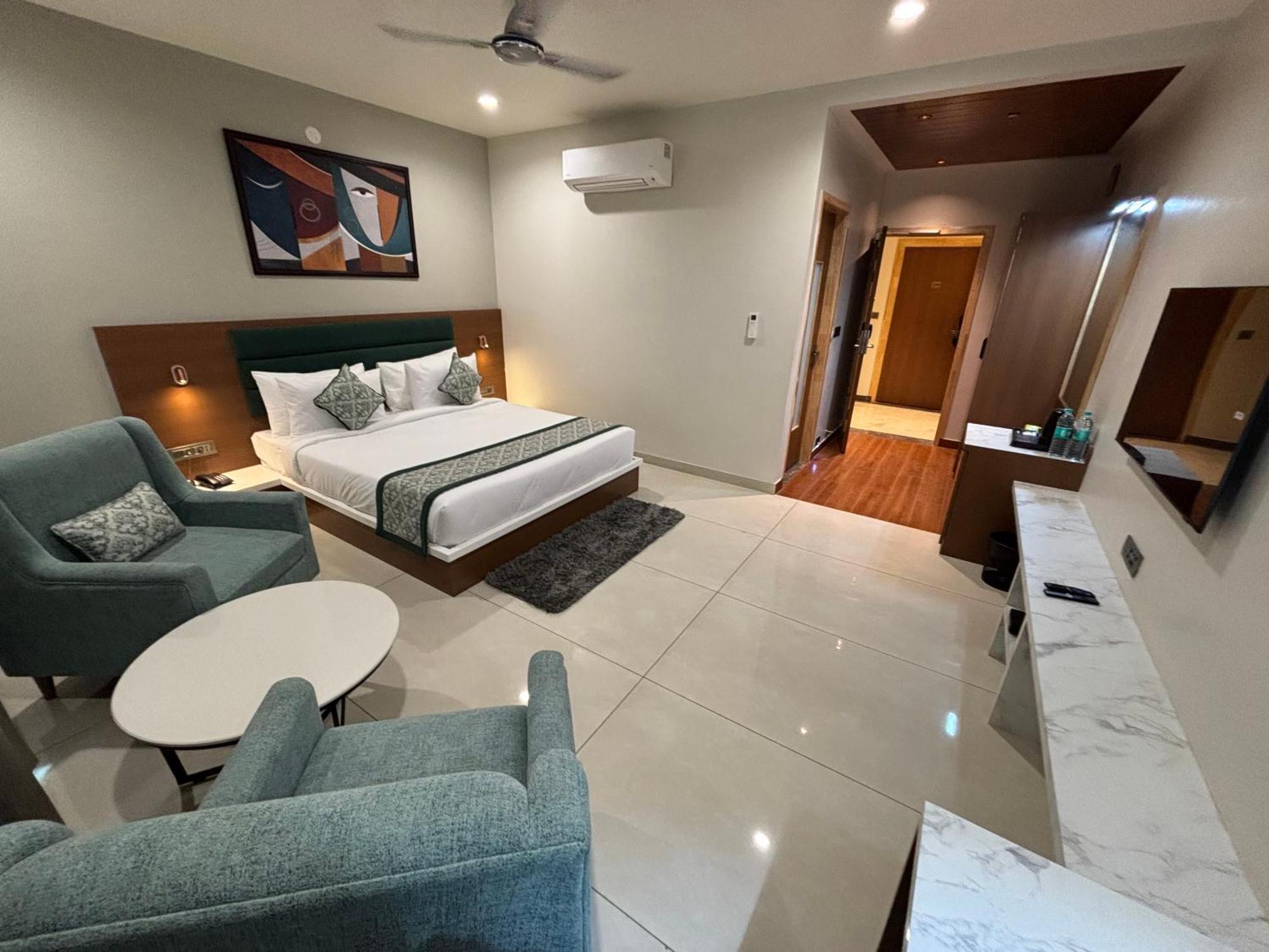 Hotel The Crown Inn Jhunjhunu Dış mekan fotoğraf