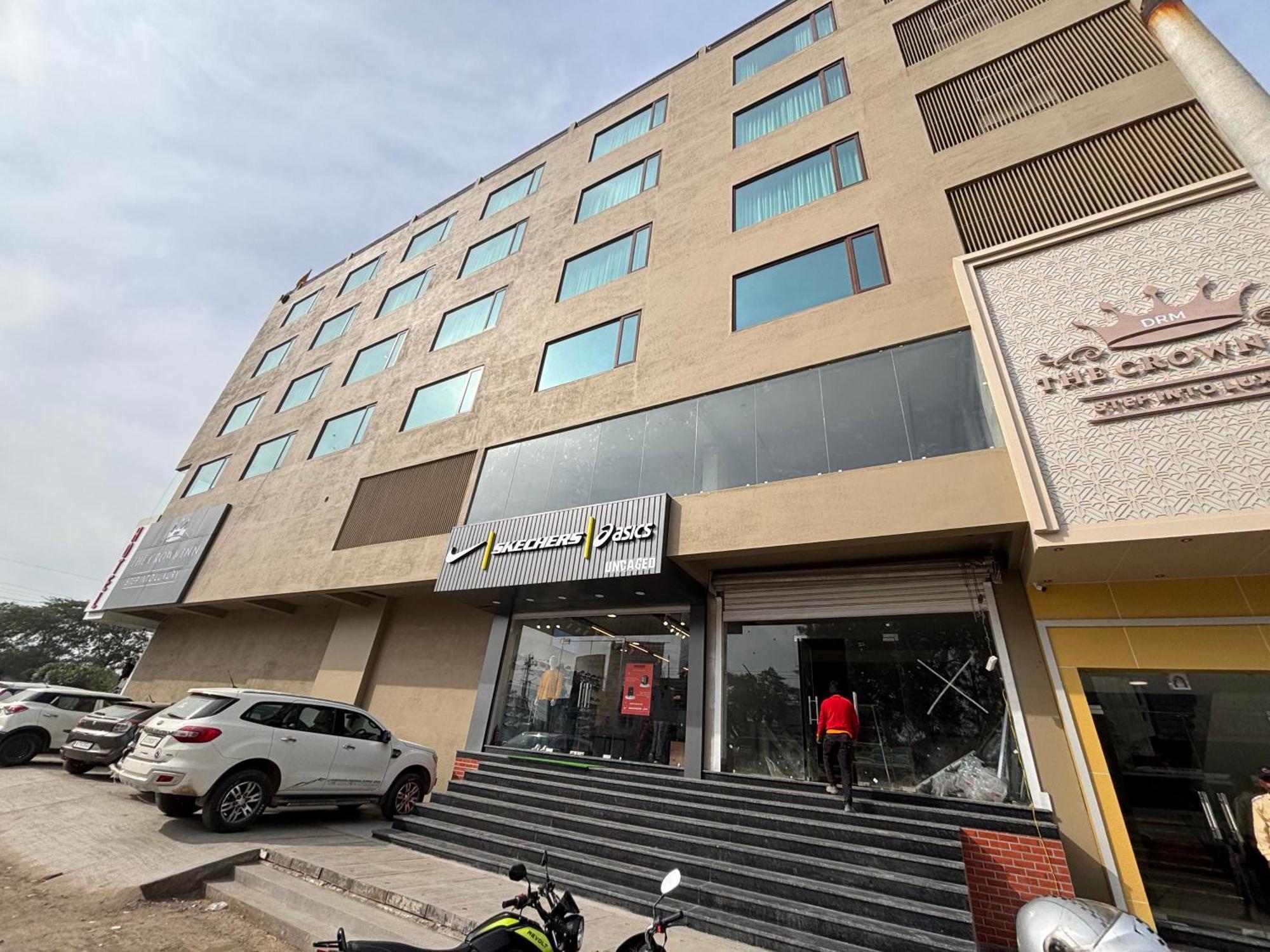 Hotel The Crown Inn Jhunjhunu Dış mekan fotoğraf